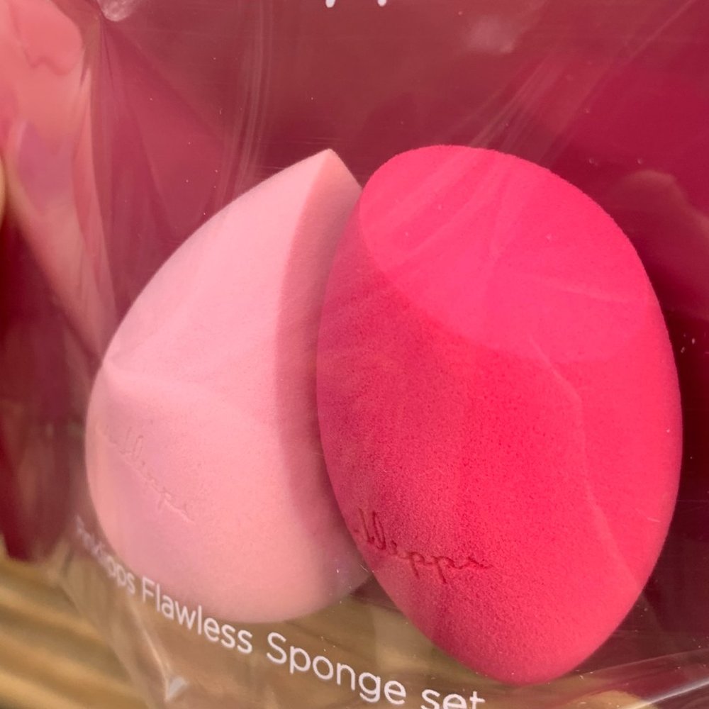 Pink Lipps Cosmetics Flawless Sponge Set - Picture 2 of 4